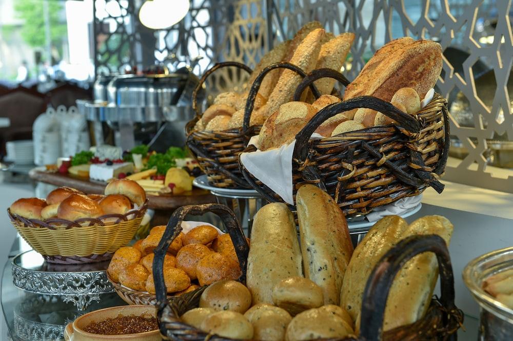 Carlton Al Moaibed Hotel Даммам Екстер'єр фото Bread