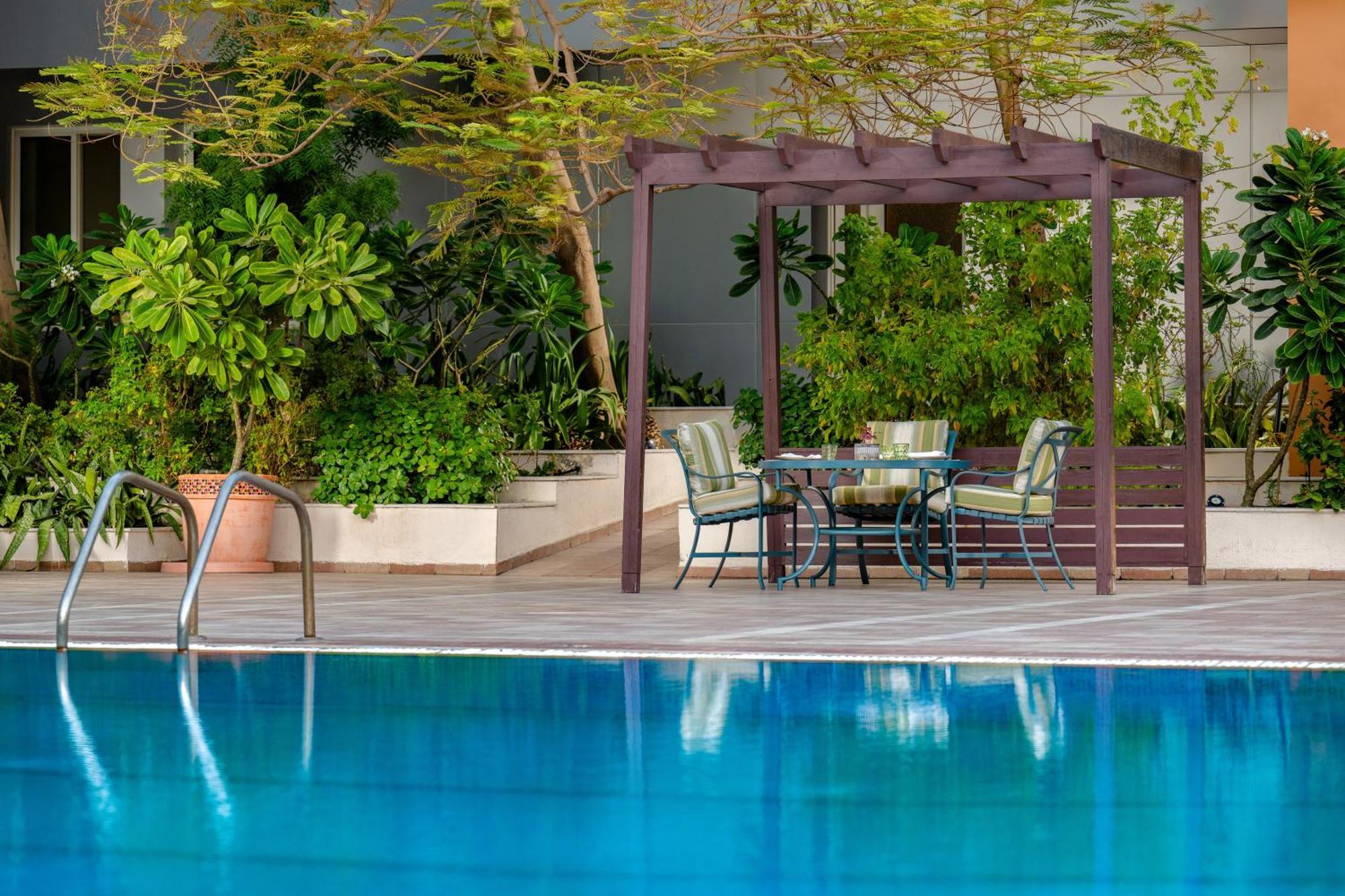 Carlton Al Moaibed Hotel Даммам Екстер'єр фото Pergola