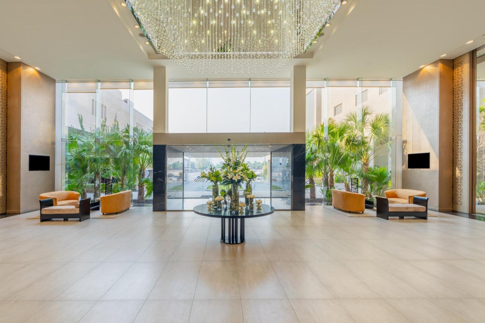 Carlton Al Moaibed Hotel Даммам Екстер'єр фото